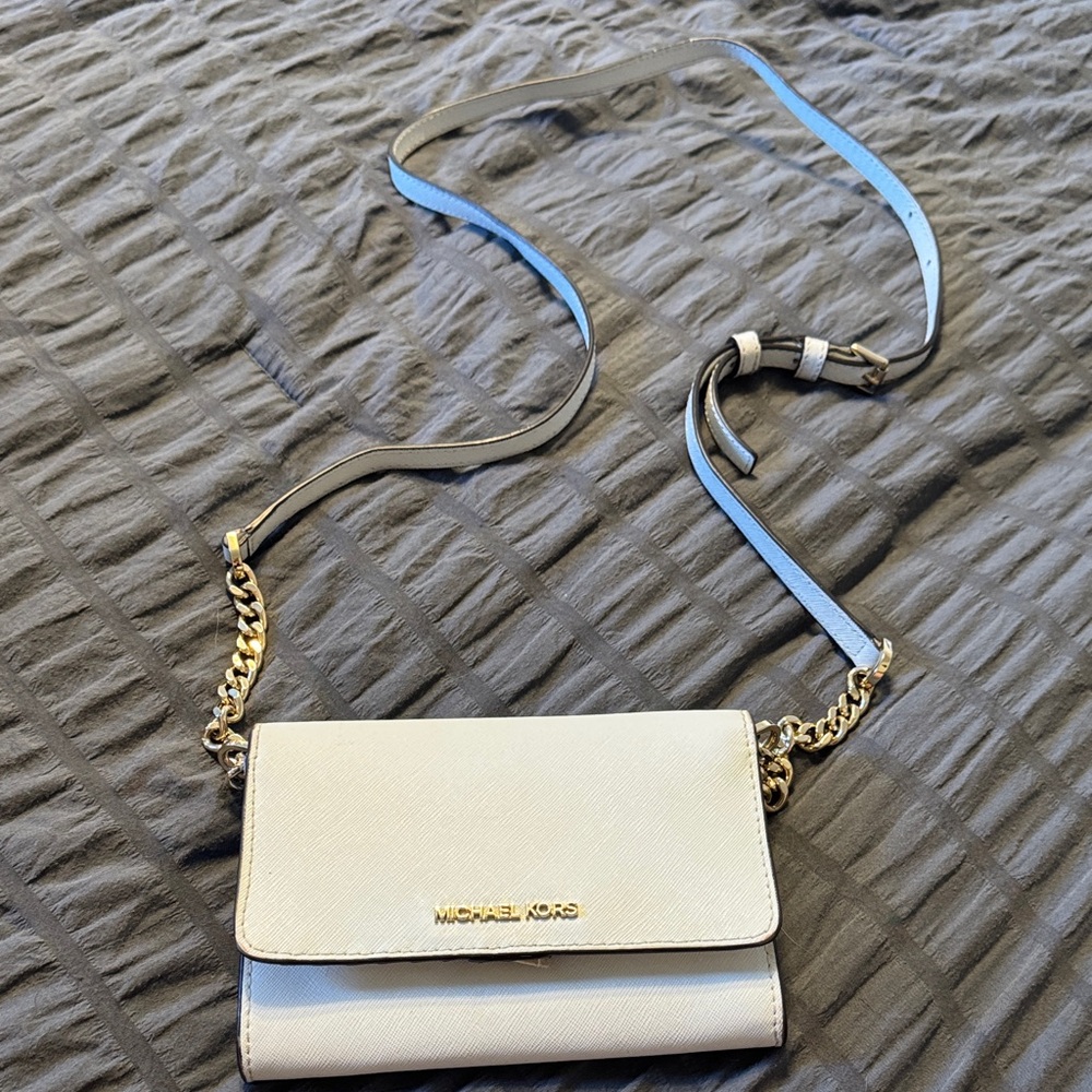 Michael Kors Cream Crossbody Bag with Gold Chain